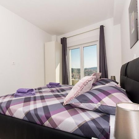 Apartment Julia Trogir Bagian luar foto