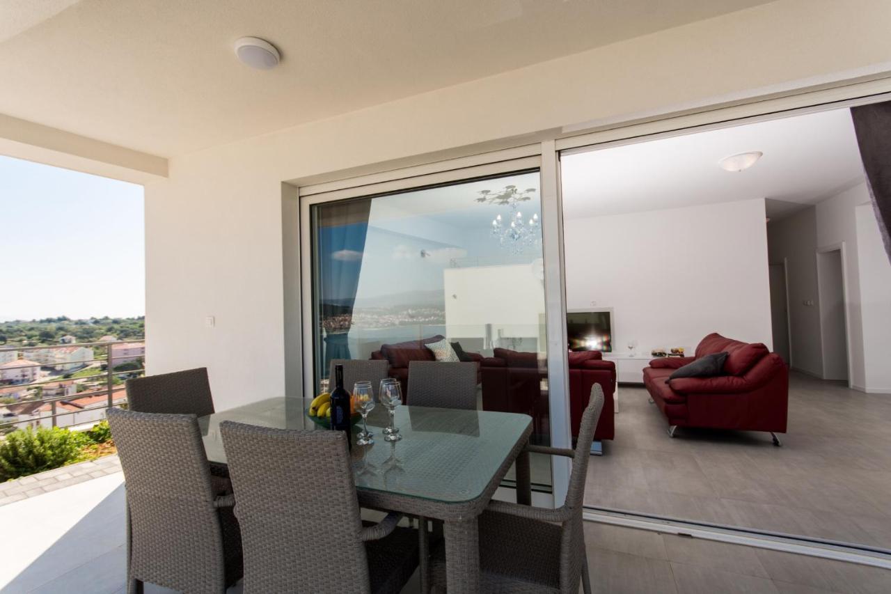 Apartment Julia Trogir Bagian luar foto
