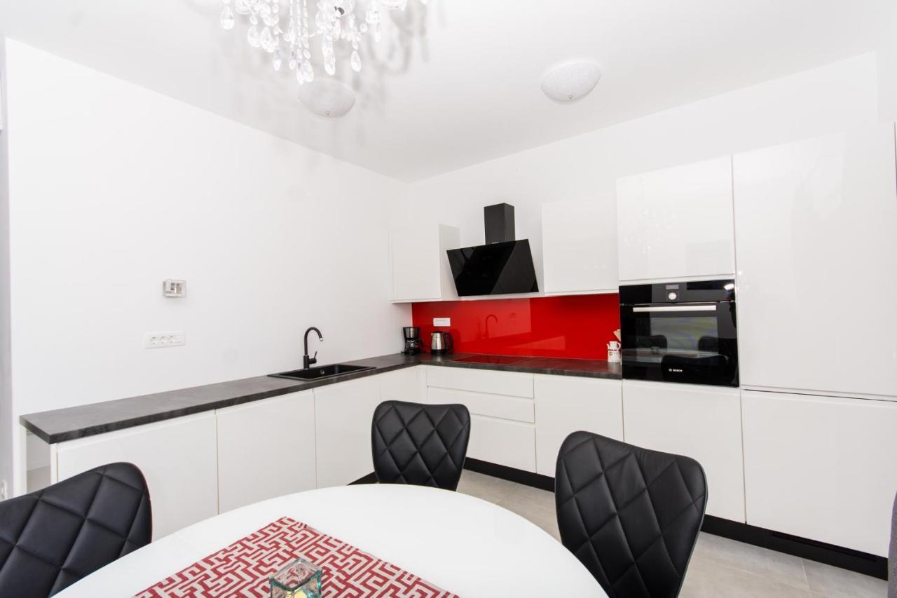 Apartment Julia Trogir Bagian luar foto