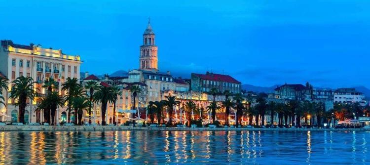 Apartment Julia Trogir Bagian luar foto