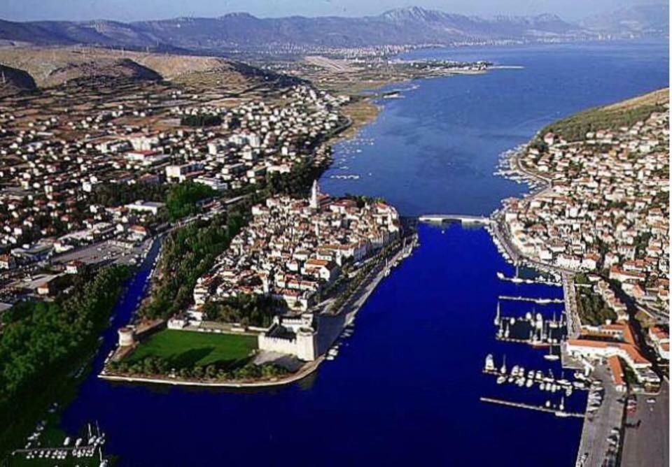 Apartment Julia Trogir Bagian luar foto