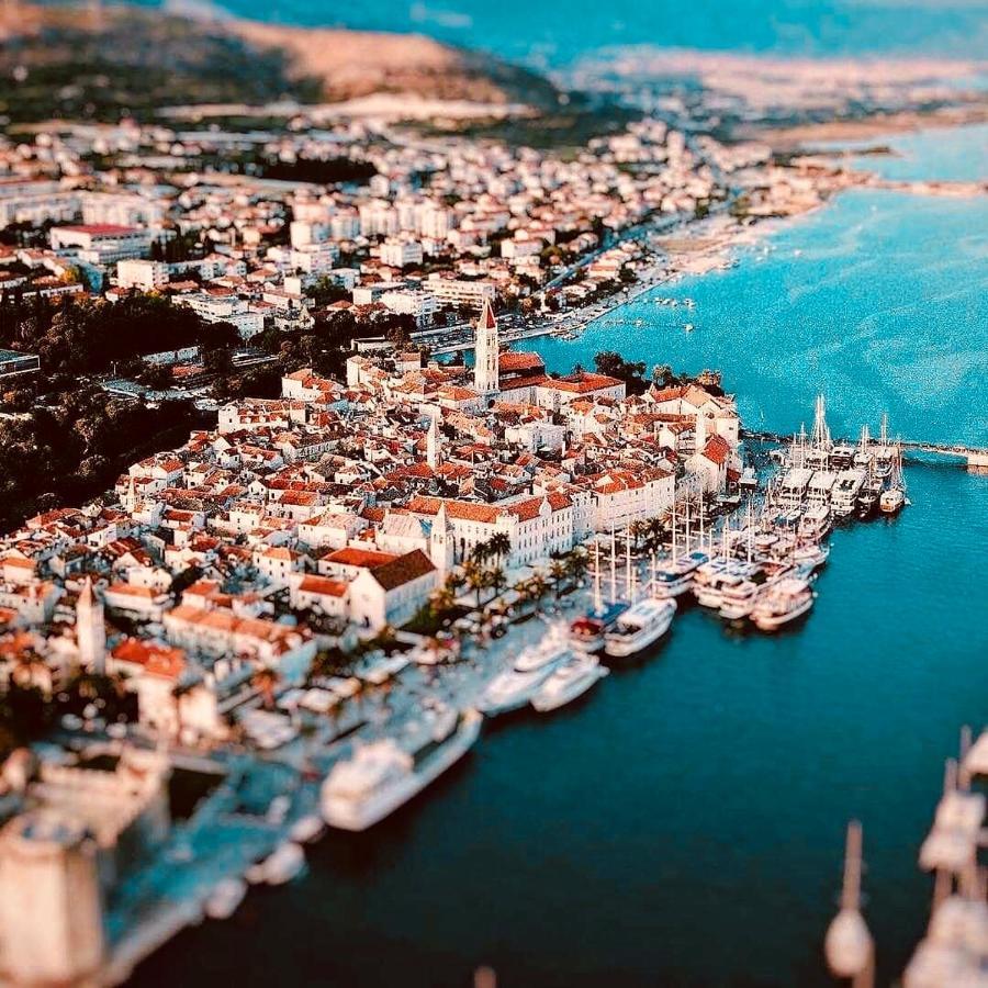 Apartment Julia Trogir Bagian luar foto
